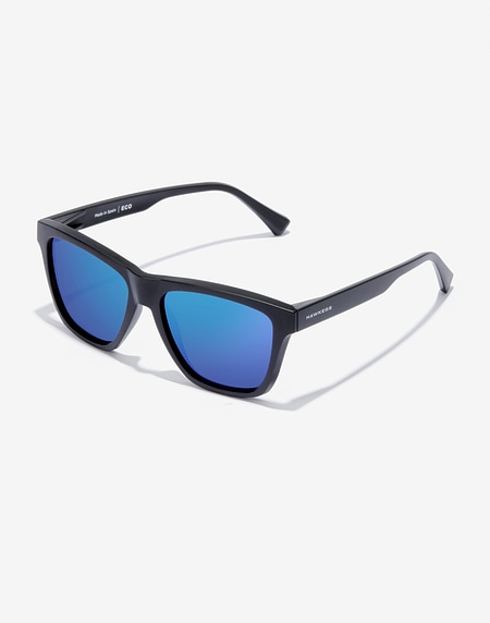 Sunglasses Hawkers ONE LS RAW - POLARIZED BLACK SLATE SKY