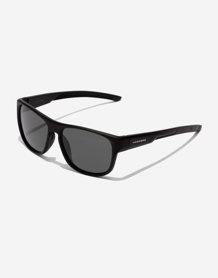 Hawkers GRIP - POLARIZED BLACK DARK w640