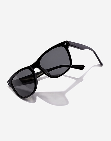 Hawkers polarised clearance