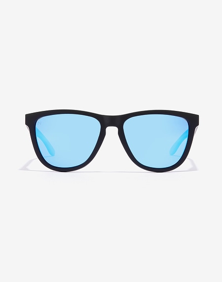 Sunglasses Hawkers ONE RAW - POLARIZED BLACK CLEAR BLUE