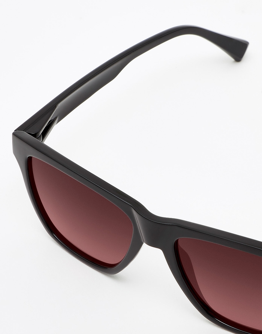 HAWKERS Gafas de sol Black Wine FELINE para mujer, femenino. Proteccion  UV400. Producto oficial diseñado en España