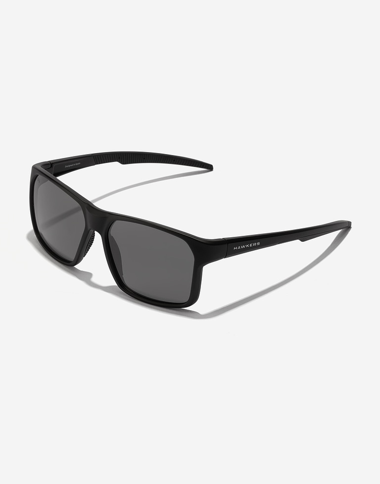 Hawkers TRACK - POLARIZED BLACK DARK w640