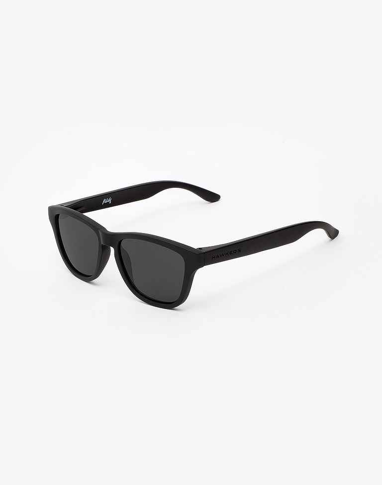 Hawkers CARBON BLACK - DARK ONE KIDS w640